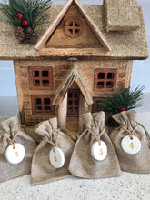 Load image into Gallery viewer, 25 x Christmas Advent Calendar Tree Hanging Bags, Clay Tags, Advent Calendar, Hessian Christmas Bags