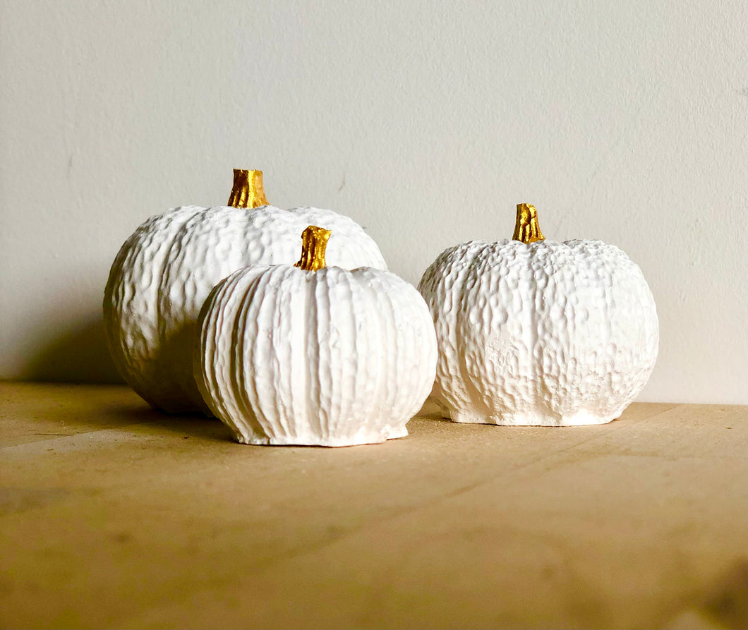 Trio of Pumpkins with Gold Stalks