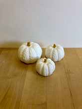 Load image into Gallery viewer, Trio of Pumpkins with Gold Stalks
